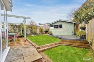 Photo 17- click for photo gallery